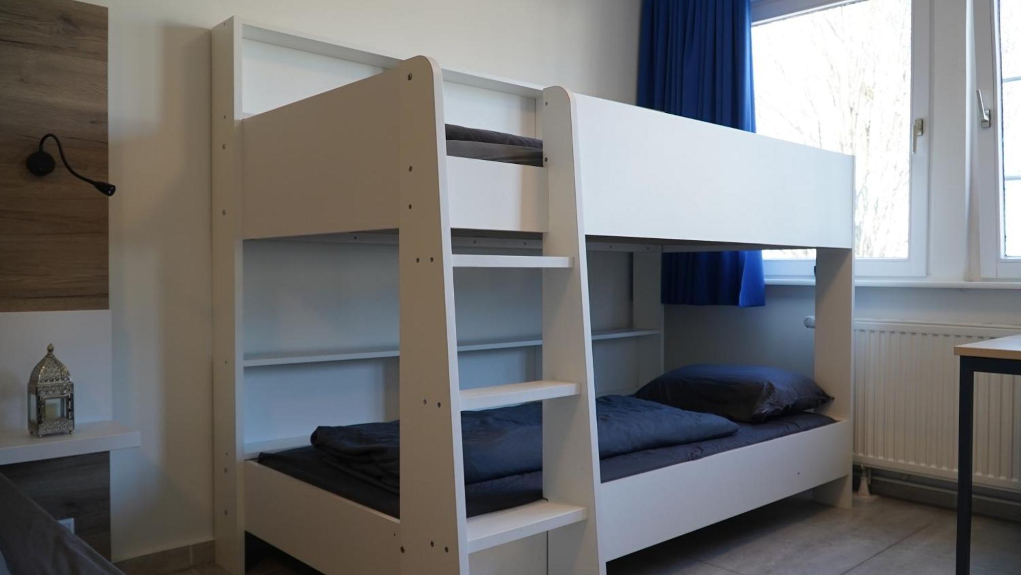 Mk Hostel Oyten - Free Wifi & Parking - 24H Check-In ภายนอก รูปภาพ