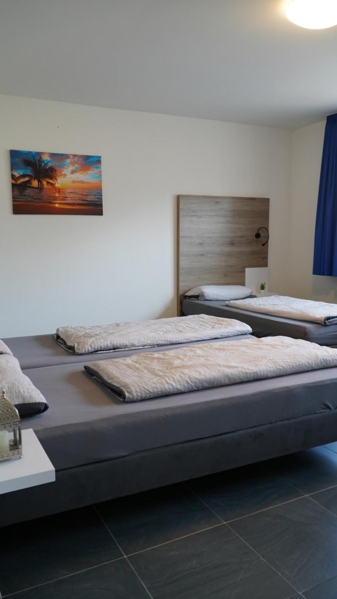Mk Hostel Oyten - Free Wifi & Parking - 24H Check-In ภายนอก รูปภาพ