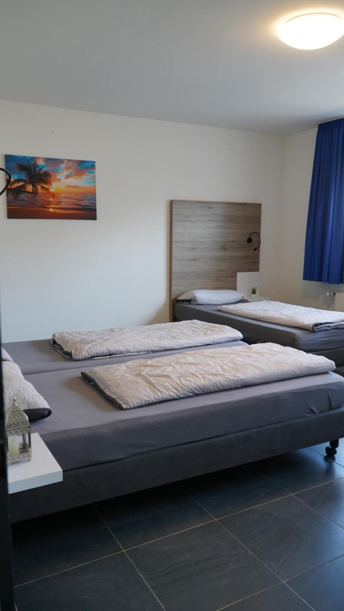 Mk Hostel Oyten - Free Wifi & Parking - 24H Check-In ภายนอก รูปภาพ